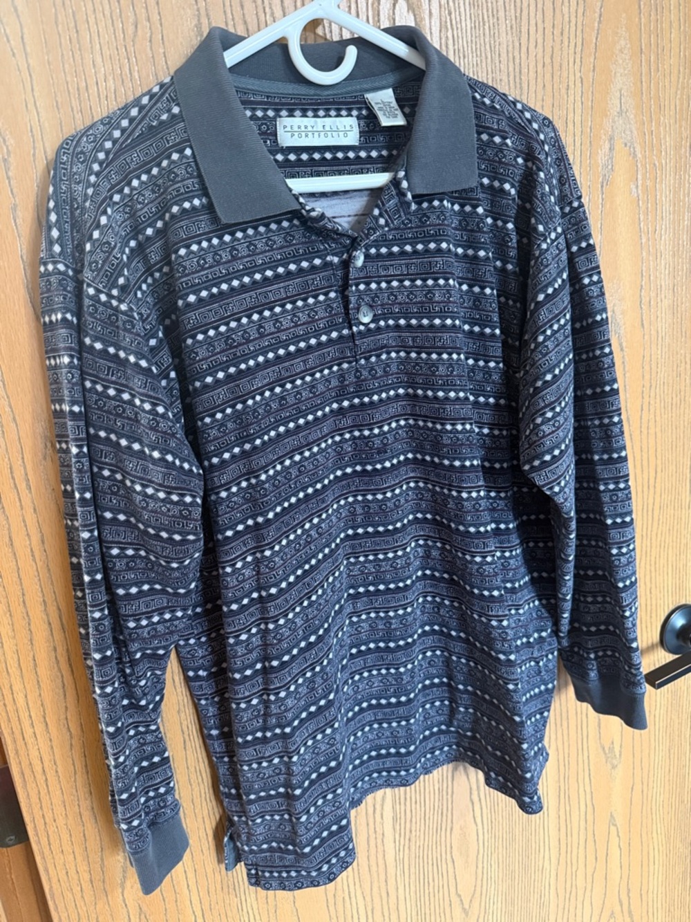 Perry Ellis Portfolio Men's Long-Sleeve Patterned Polo - Gray